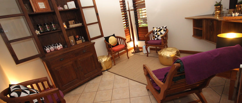 hibiscus-resort-spa-room-port-douglas-cayman-villas