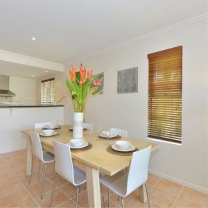 CAYMAN VILLAS PORT DOUGLAS