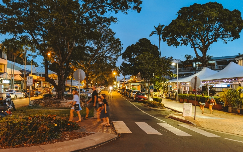 macrossan street port douglas